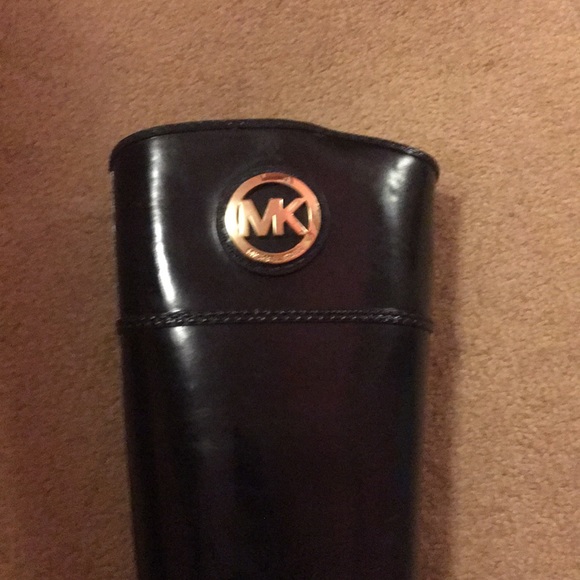 Michael Kors Rainboots - Picture 2 of 3
